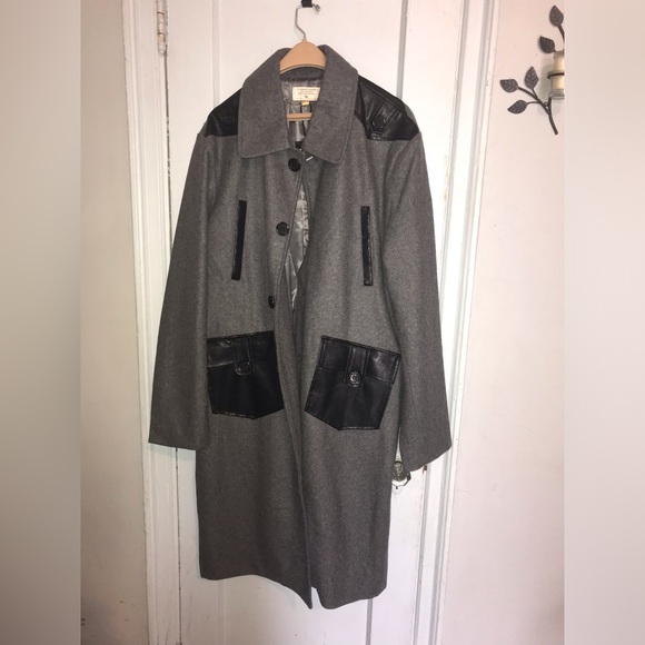 The Hideout Clothing Jackets & Blazers - Women’s Wool Winter Coat